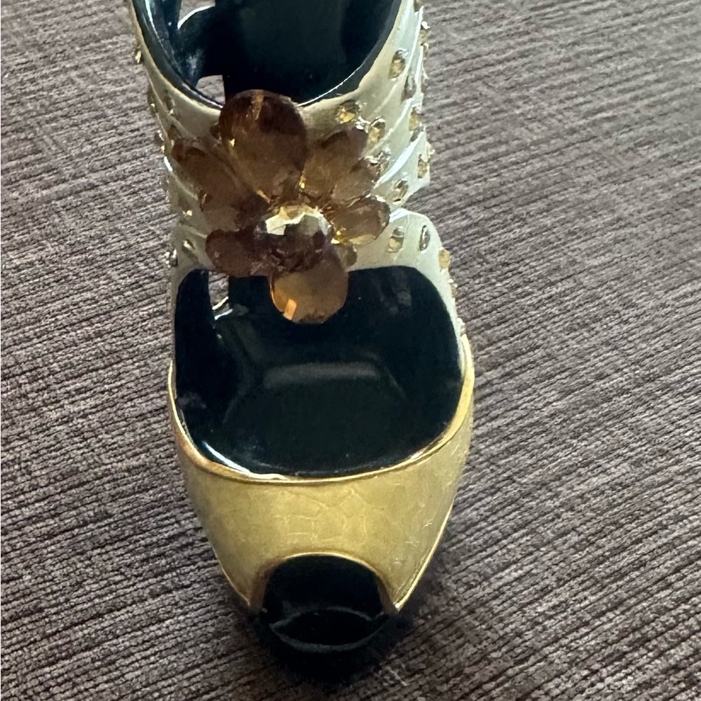 Shoe Trinket 👠